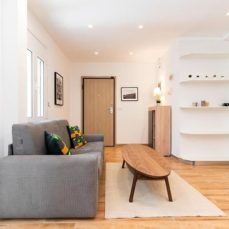 Modern Apartment, Short Walk To Acropolis Sites Athens Exterior photo