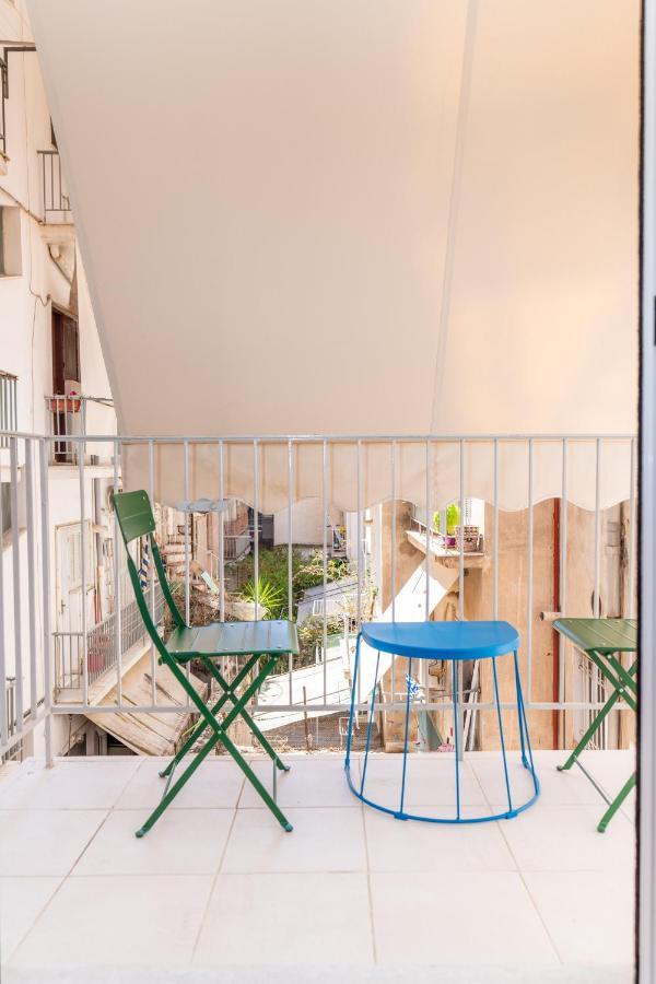 Modern Apartment, Short Walk To Acropolis Sites Athens Exterior photo