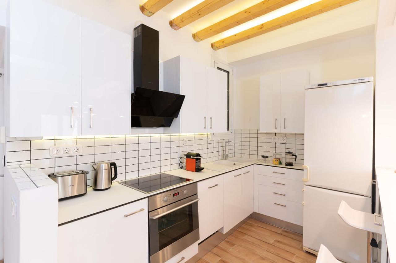 Modern Apartment, Short Walk To Acropolis Sites Athens Exterior photo